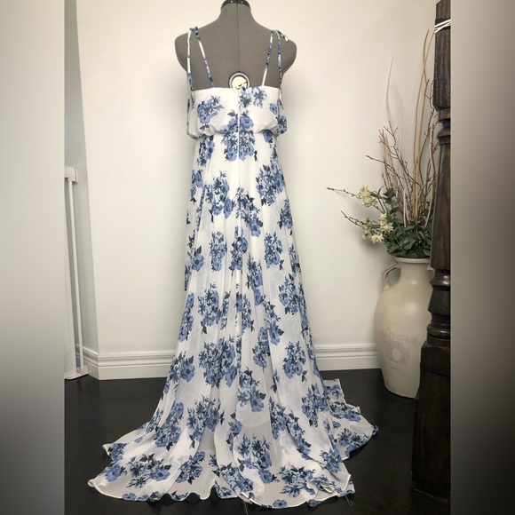 Lulu’s Pollen for You Blue and White Floral Print Maxi Dress - Picture 8 of 10